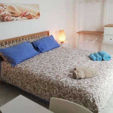 Casa A 100Mt Mare Leilighet Pozzallo Eksteriør bilde